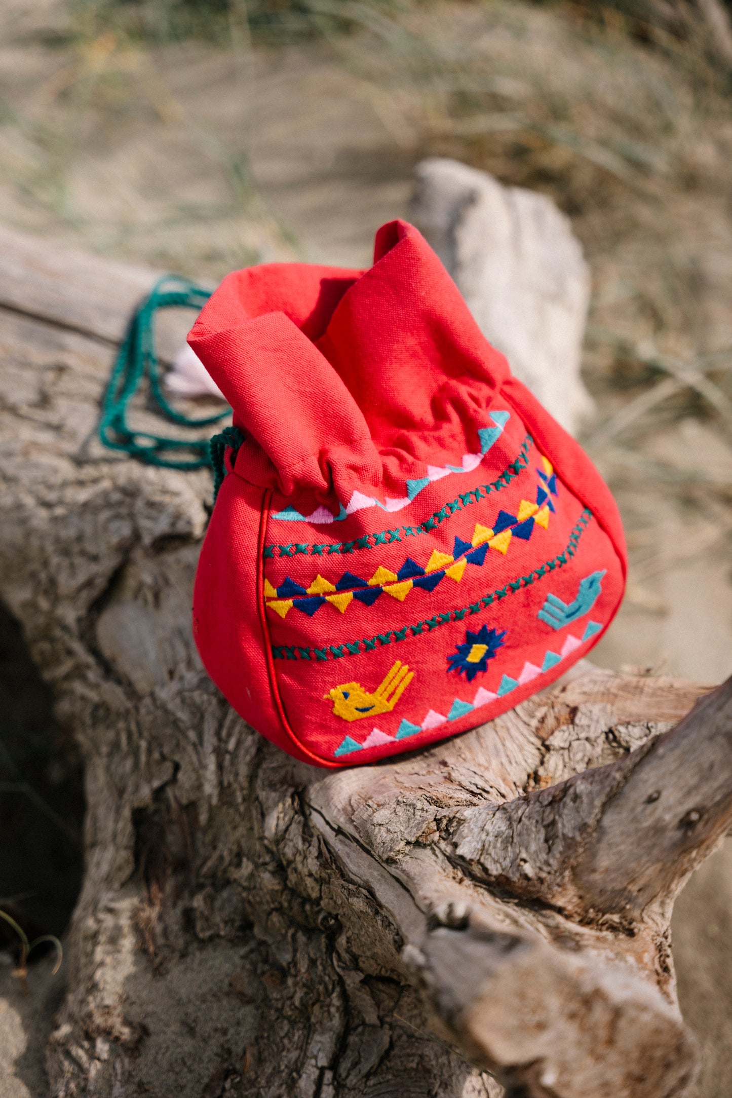 La Mignonne * Criss Cross * Mini Bucket Bag